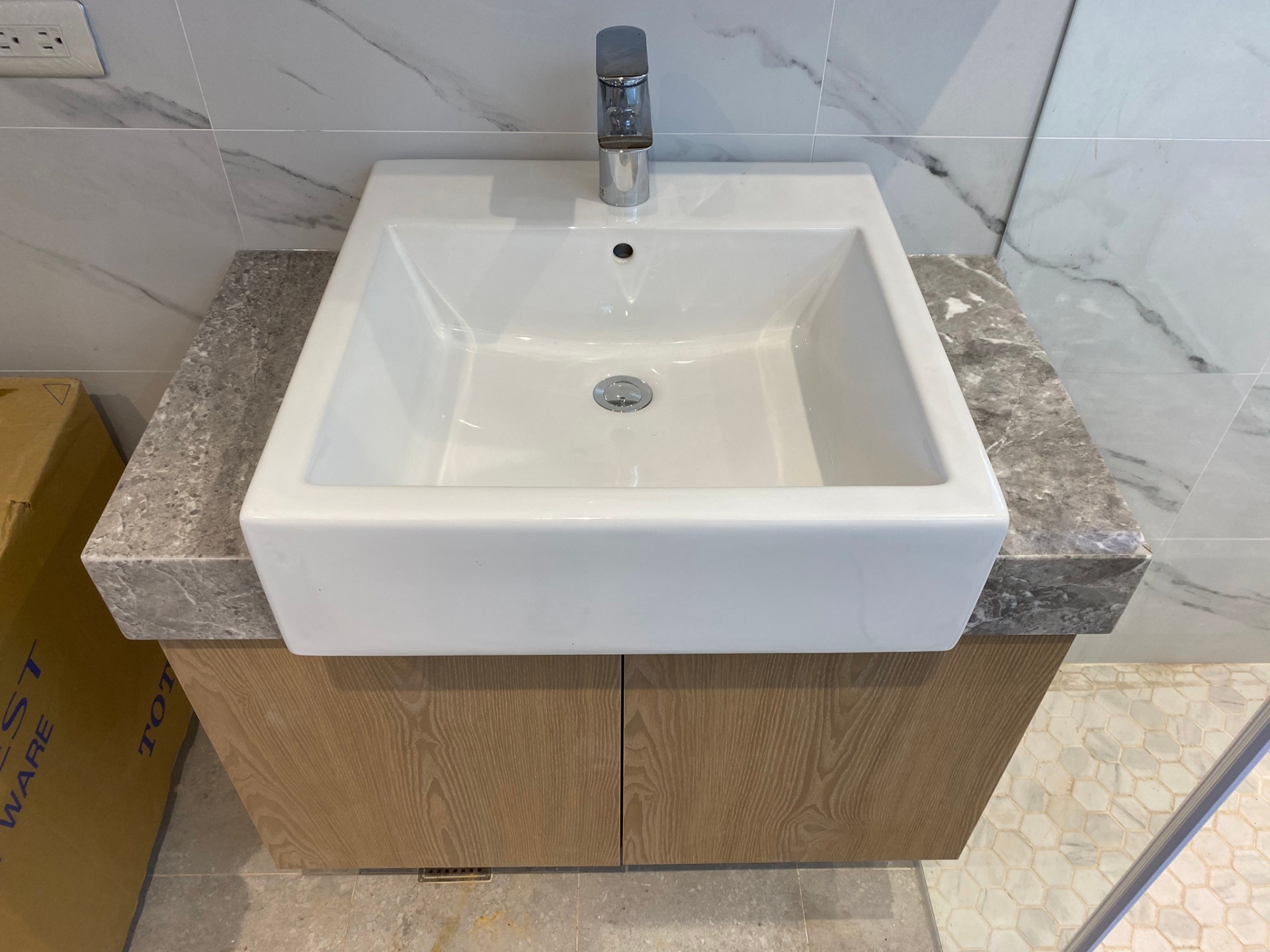 銀灰珍珠-洗手檯