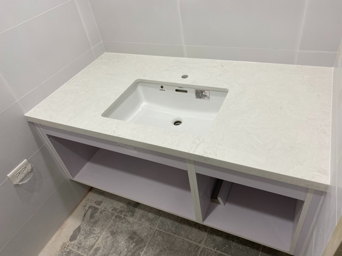 雅士白-洗手檯面