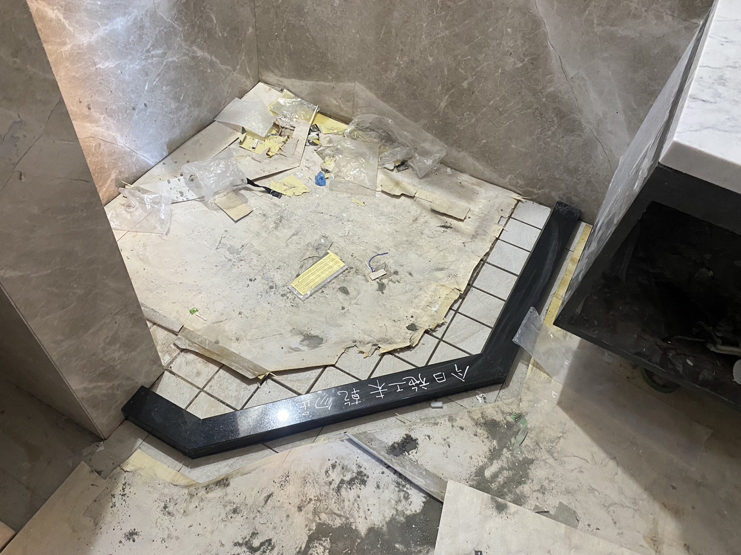 印度黑-淋浴門檻