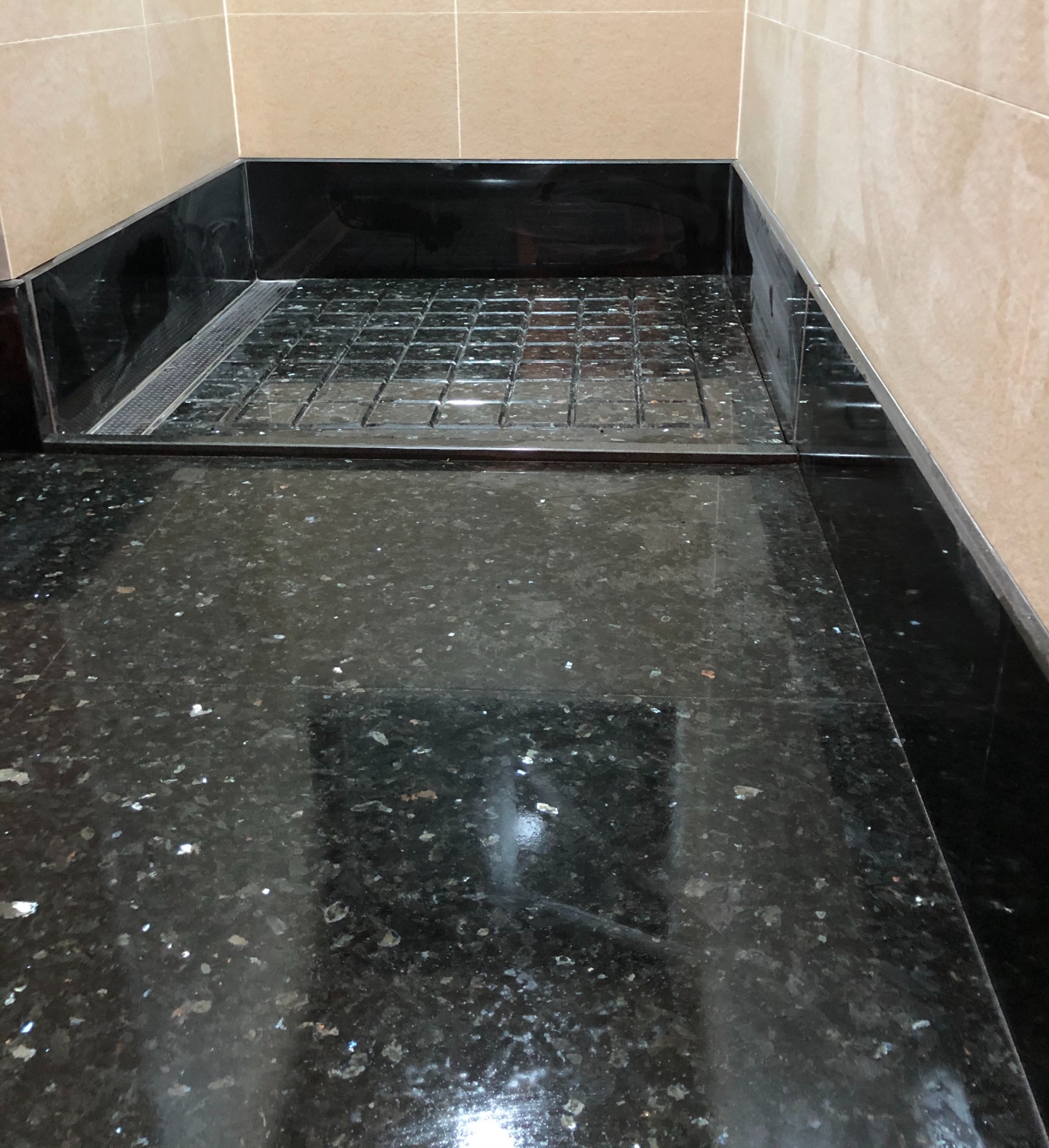 黑珍珠-浴室地坪