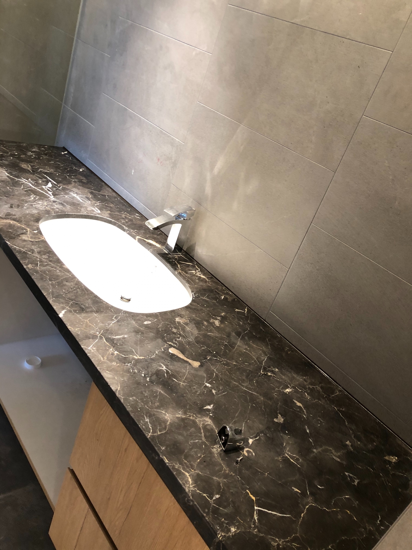 金鑲玉-洗手檯面