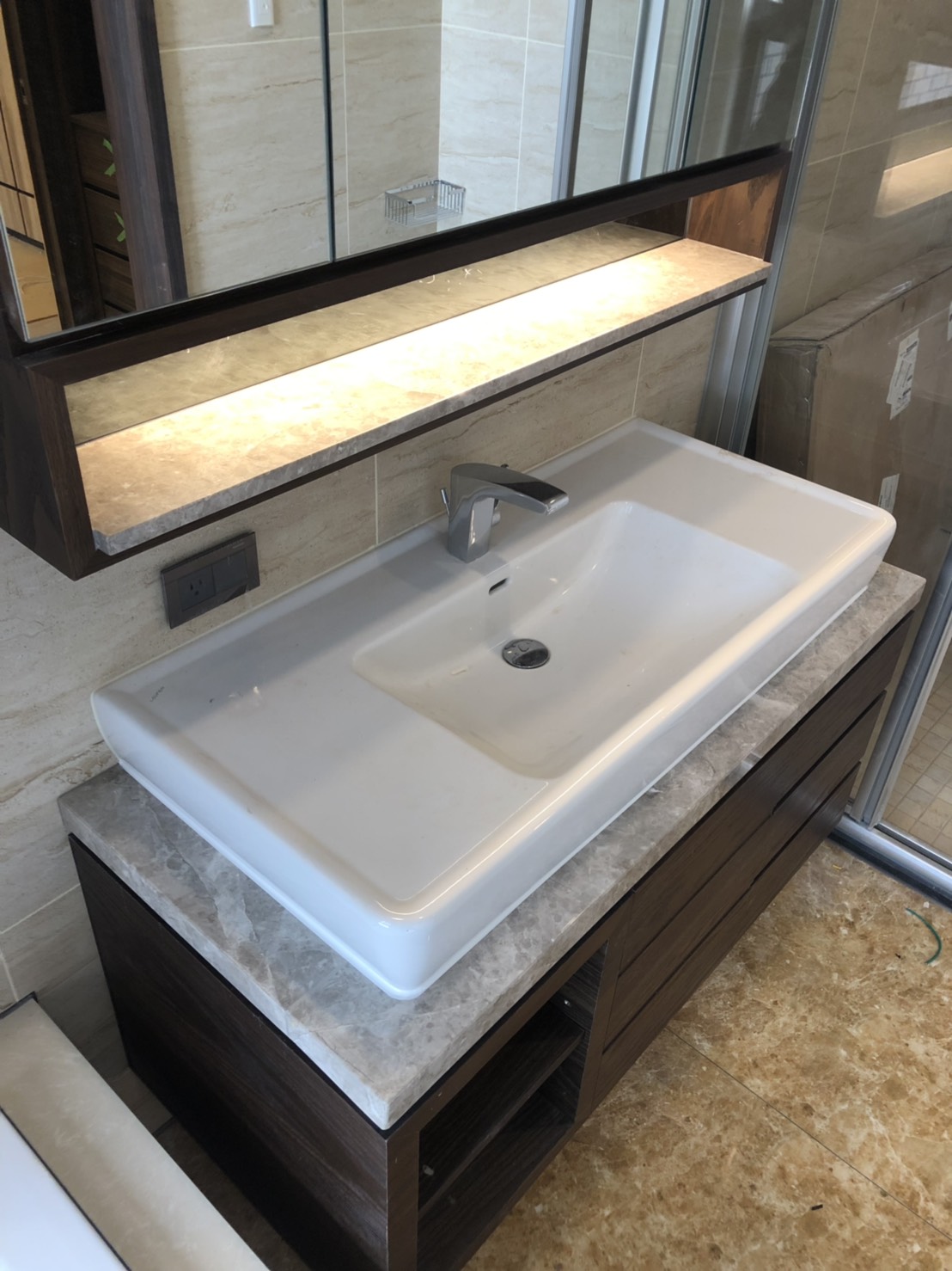 愛馬仕-洗手檯面