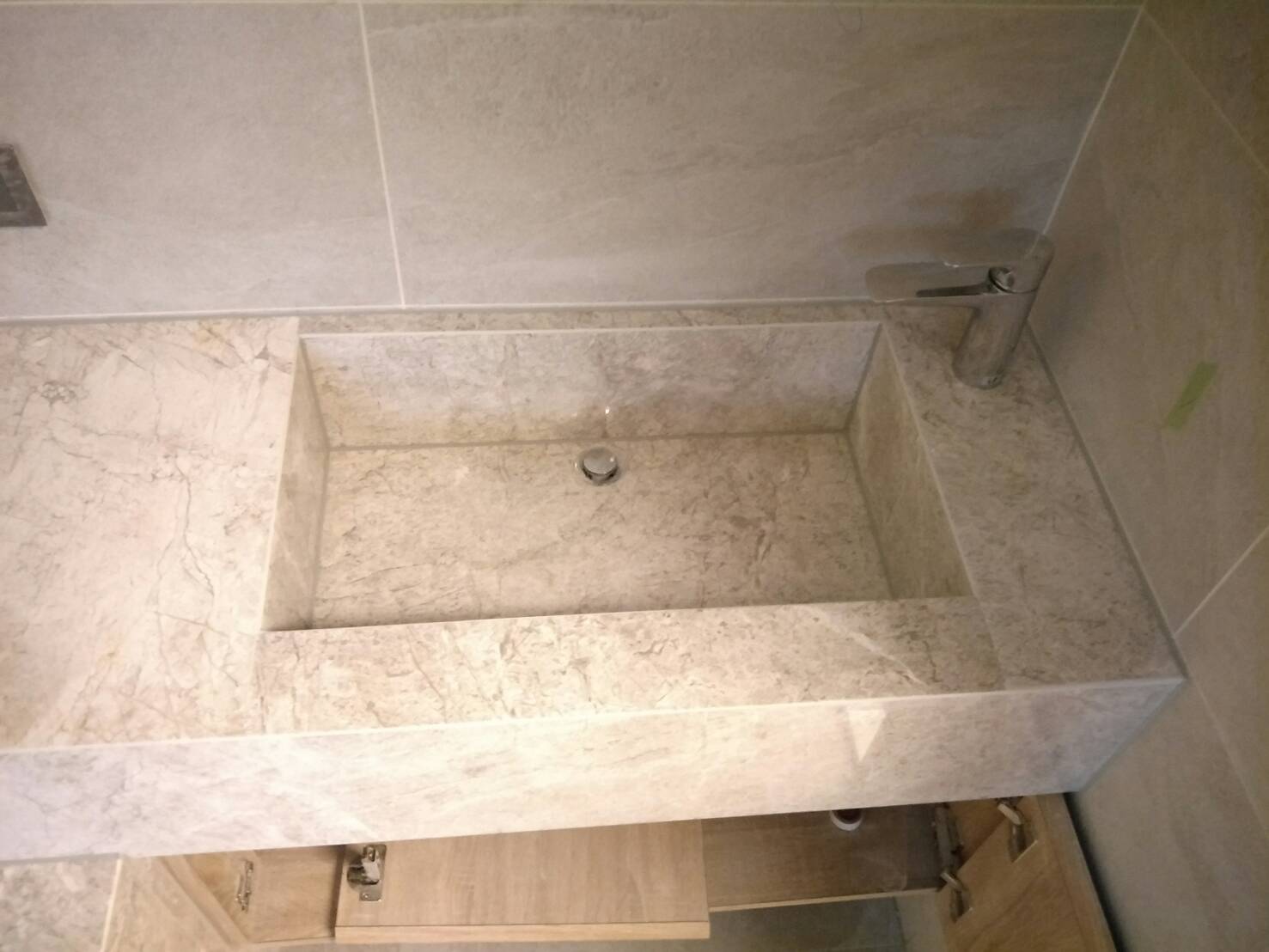 安格拉珍珠-洗手檯面