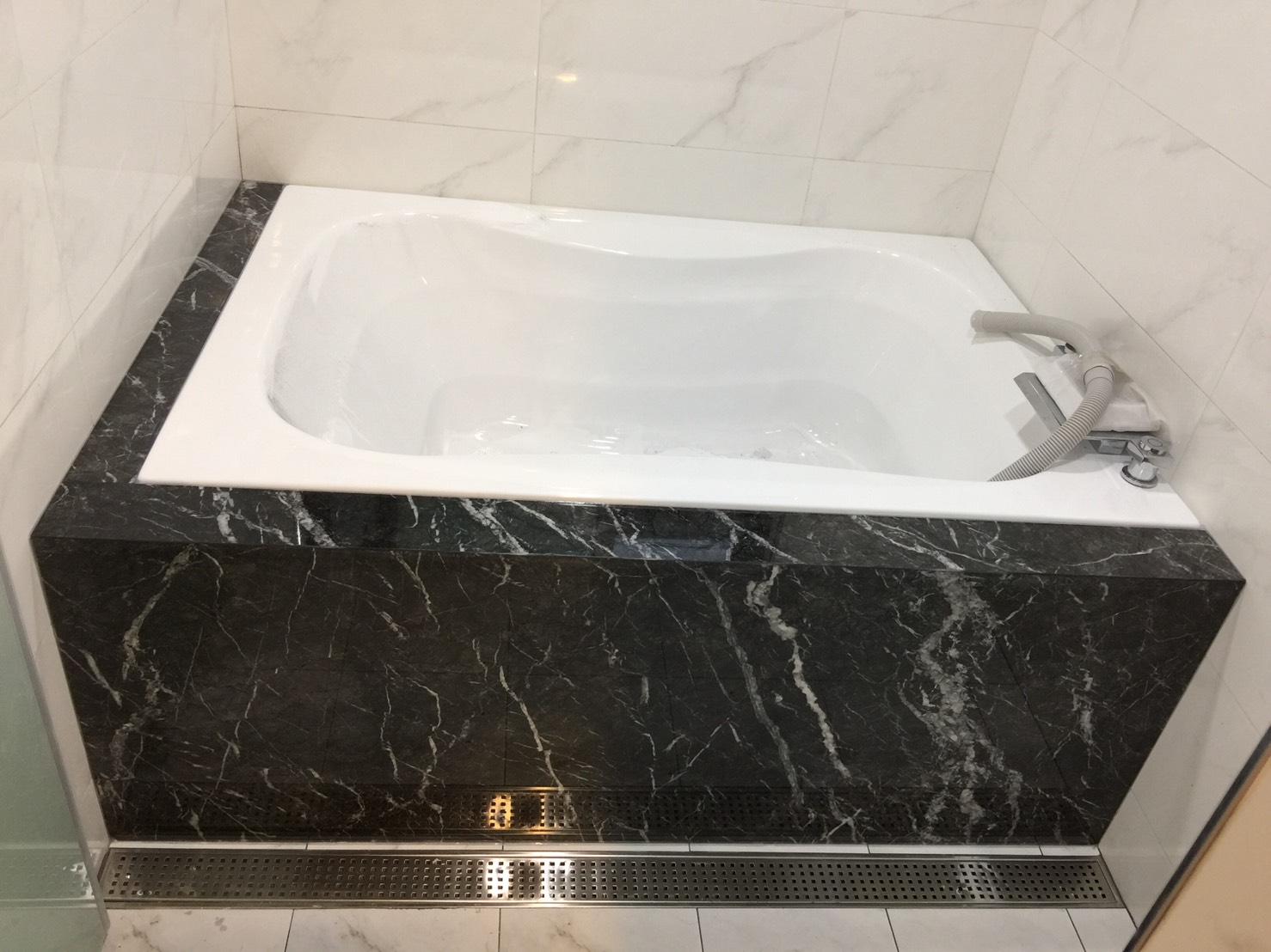 沙浪米黃-浴室檯面