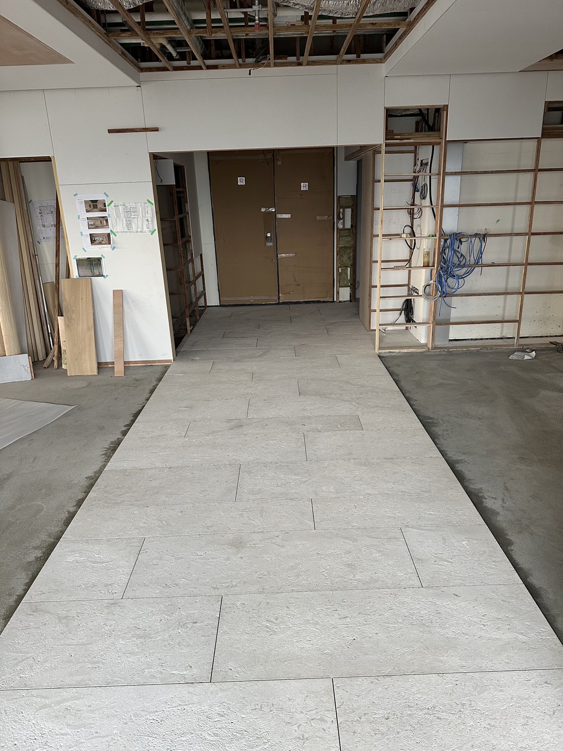 雅士洞石仿古面-地坪