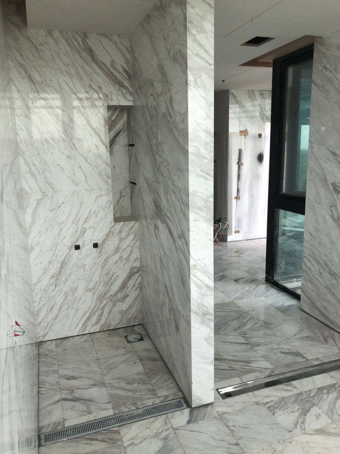 銀狐-地坪+牆面