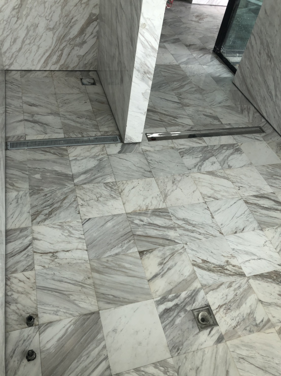 銀狐-地坪+牆面