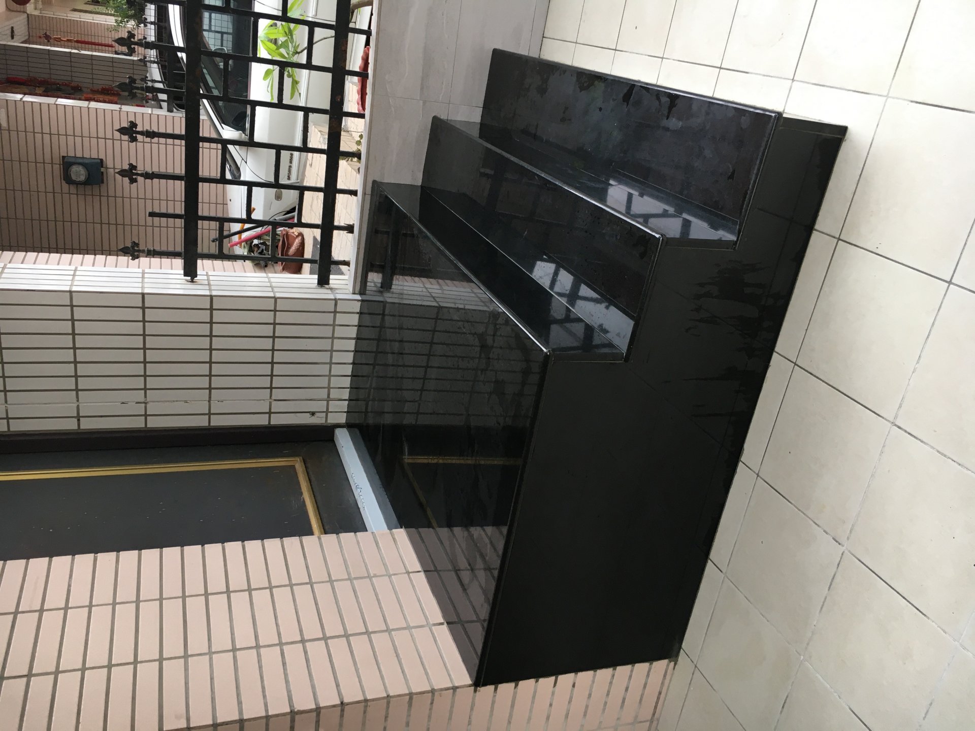 印度黑-門口踏階