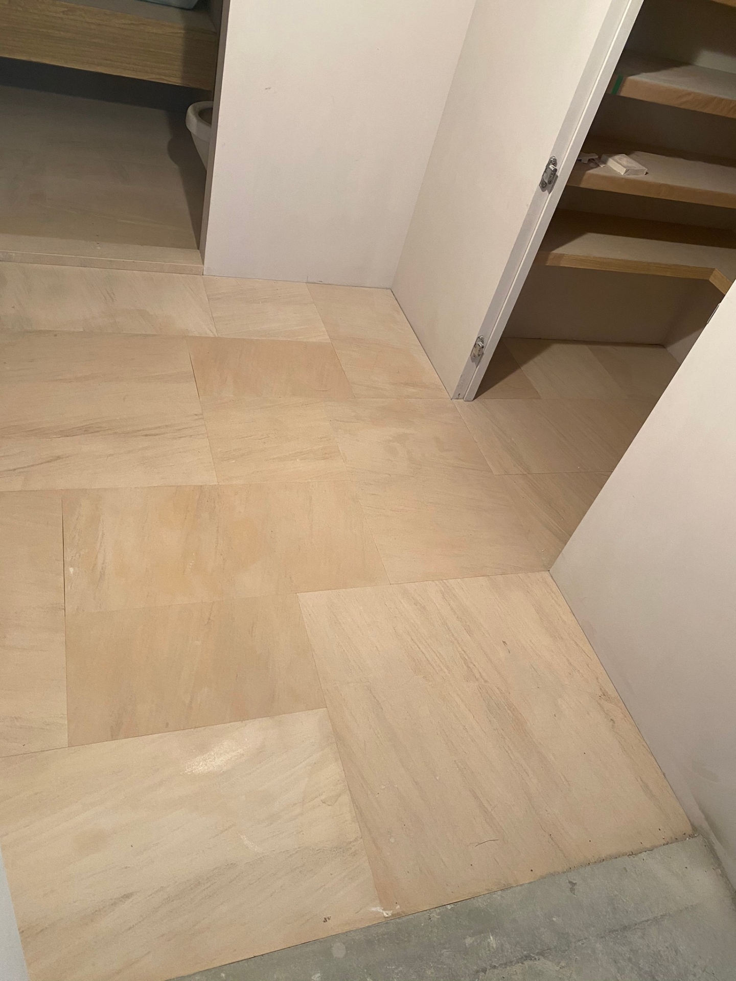 木化石-玄關地坪