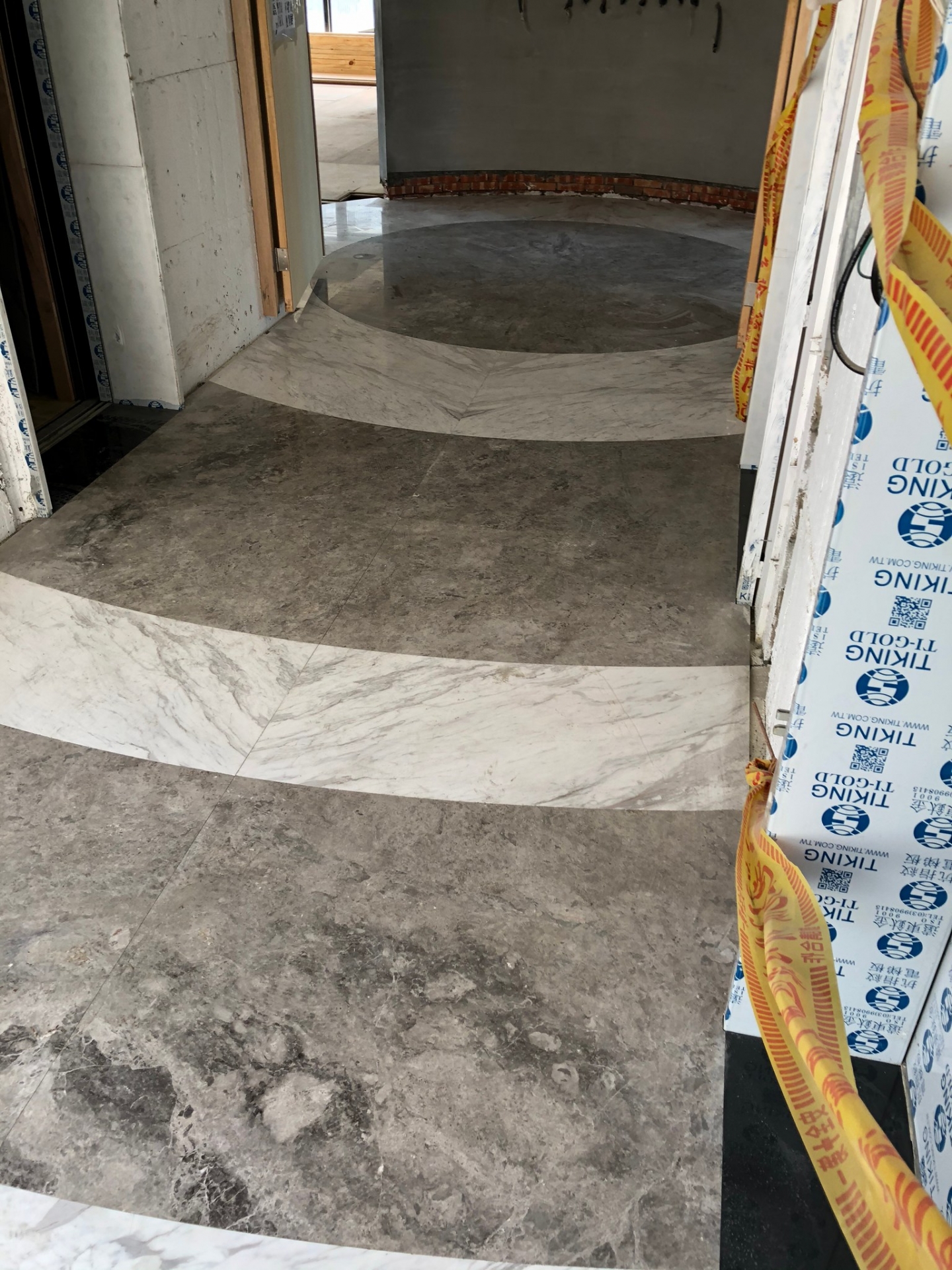 銀狐+銀灰珍珠-玄關地坪