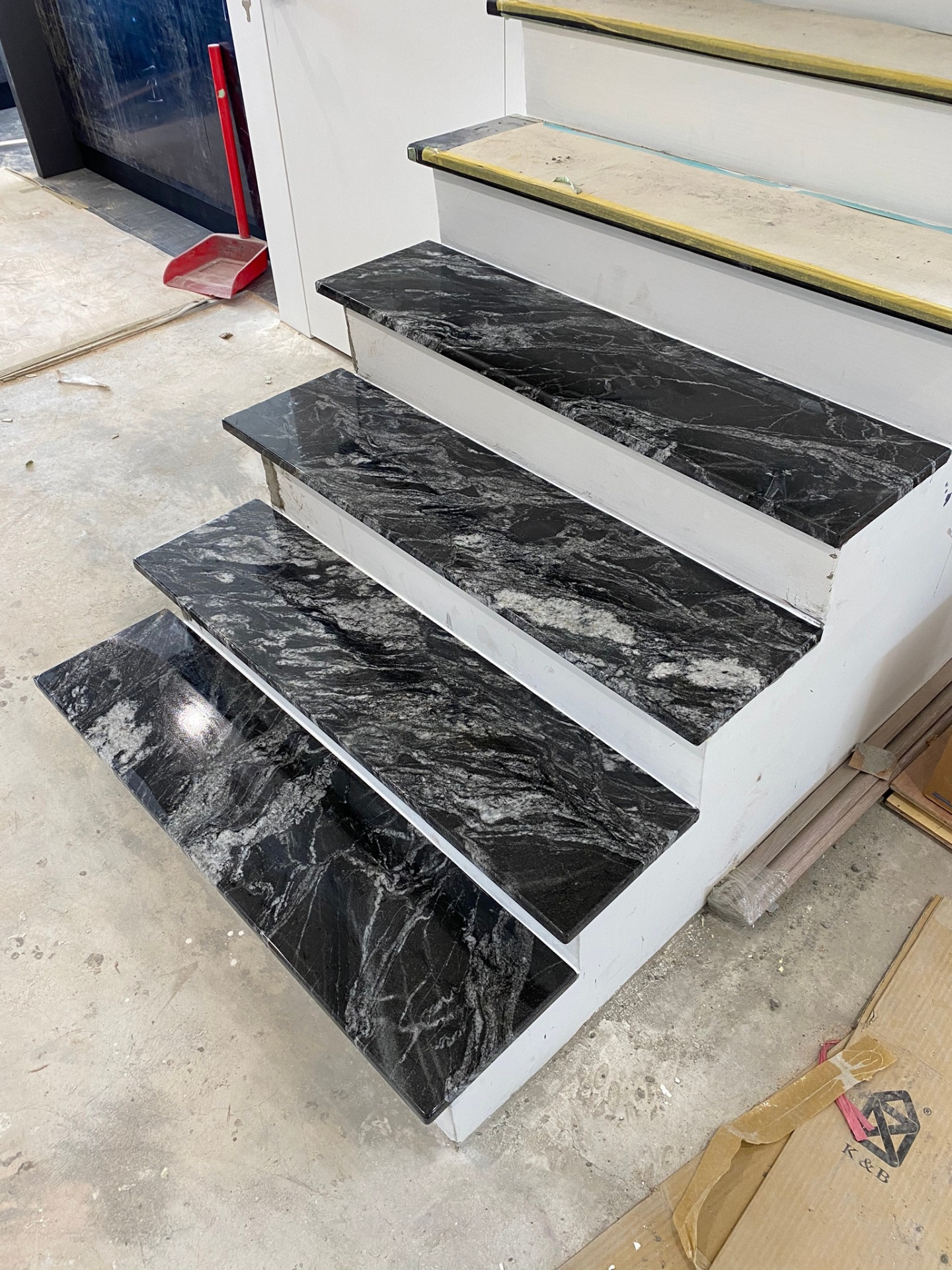 潑墨山水-樓梯踏板