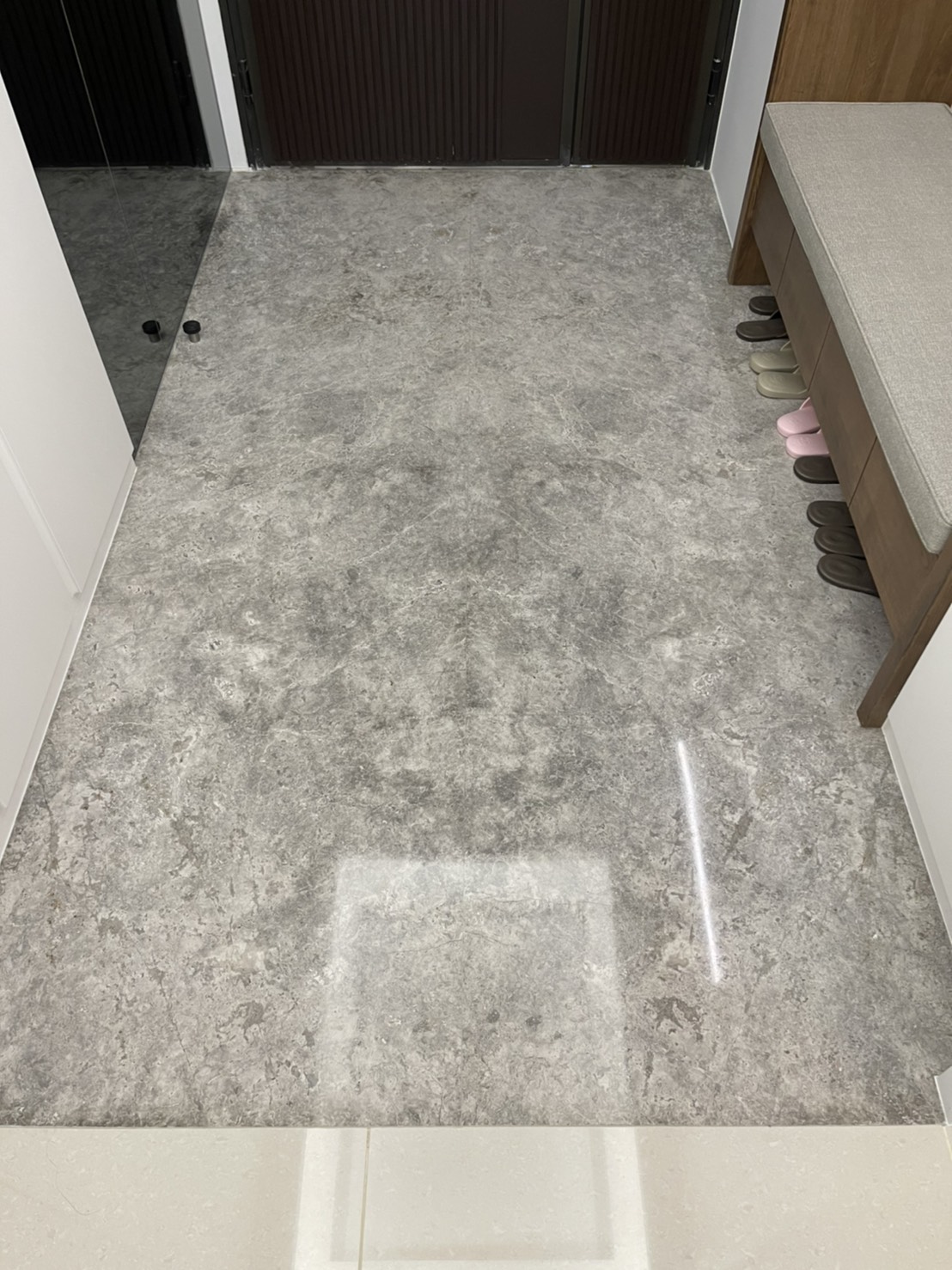 賽爾灰-玄關地坪