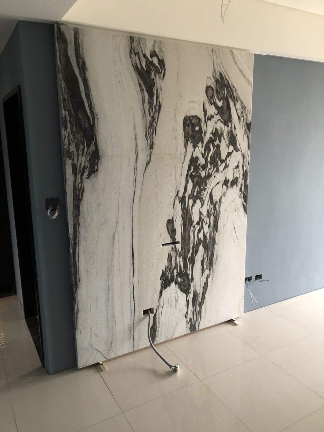 水硯水沖面-餐廳牆