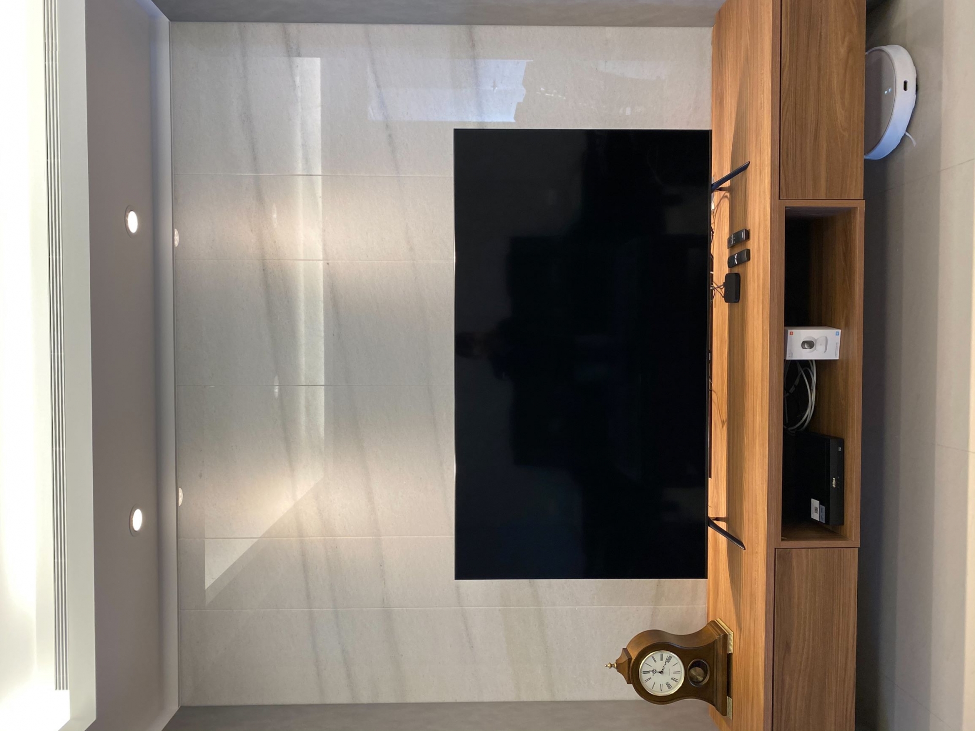 山水白玉-電視牆