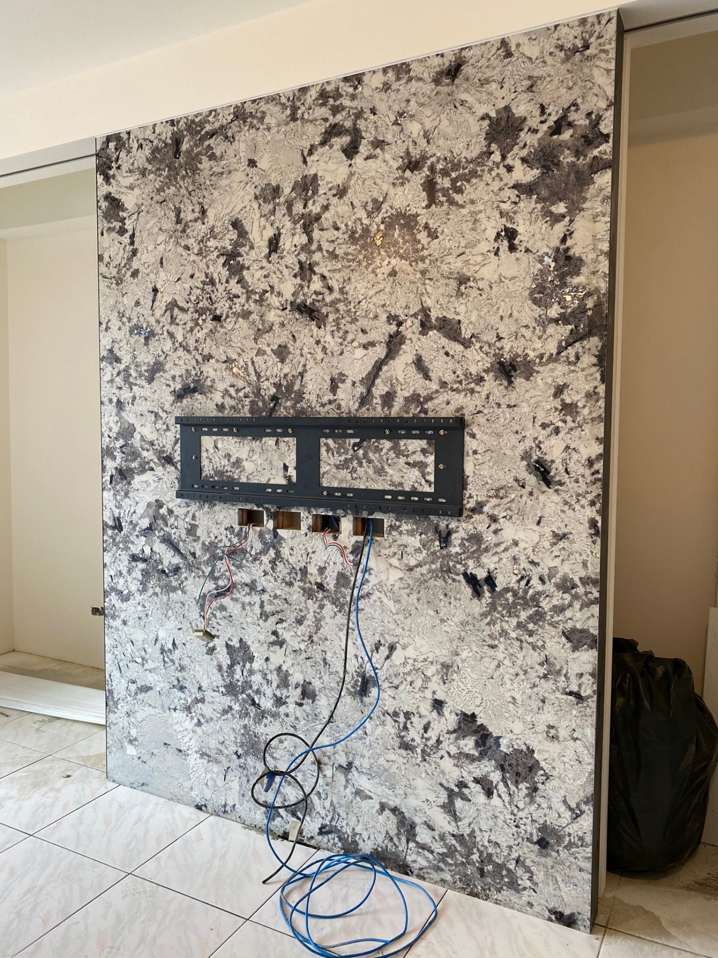 雪山藍復古面-電視牆