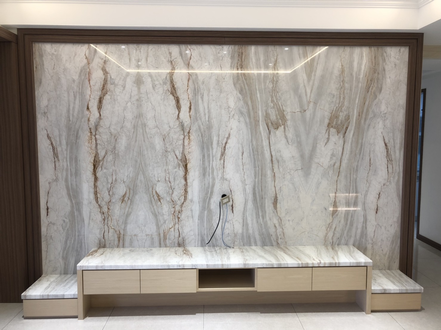 海岸風情-電視牆