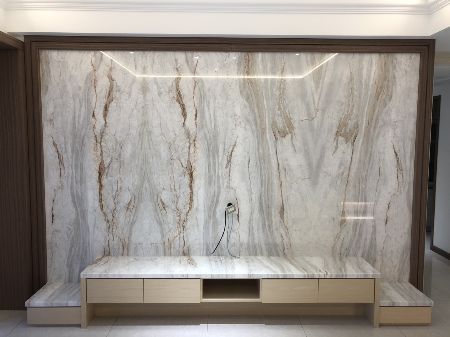 海岸風情-電視牆