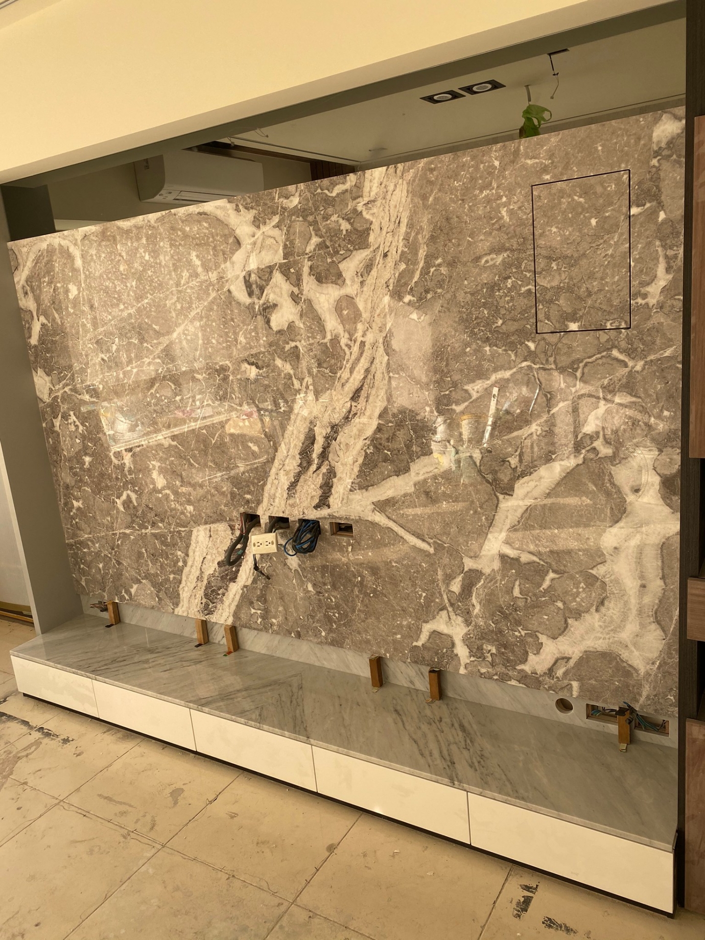 安朵拉灰-電視牆