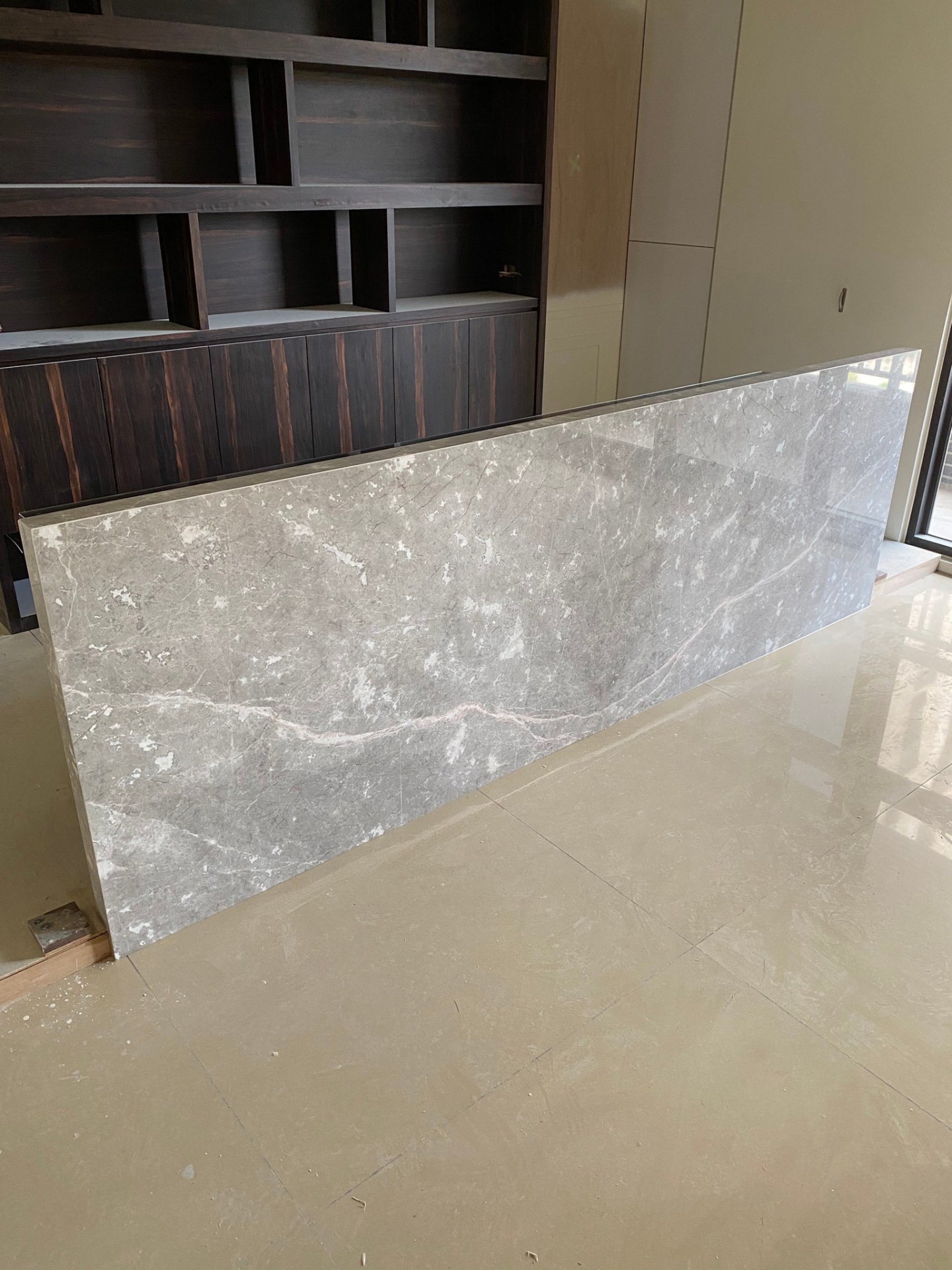 雅典娜灰-沙發背牆