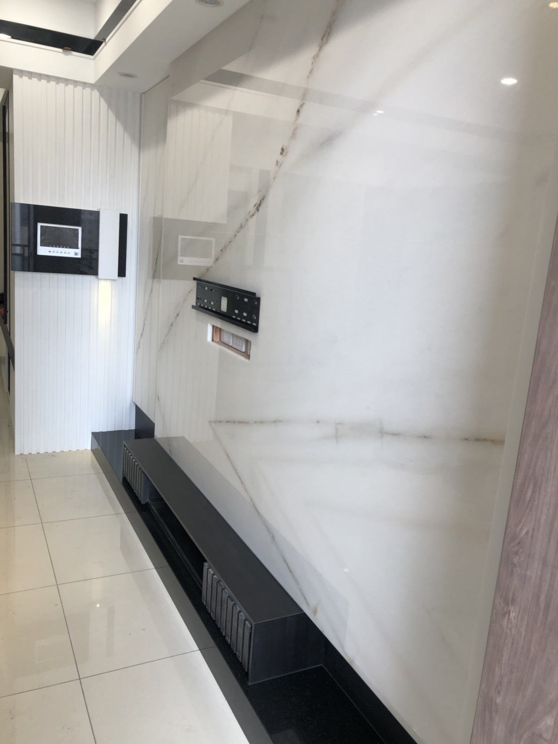 印象法蘭-電視牆