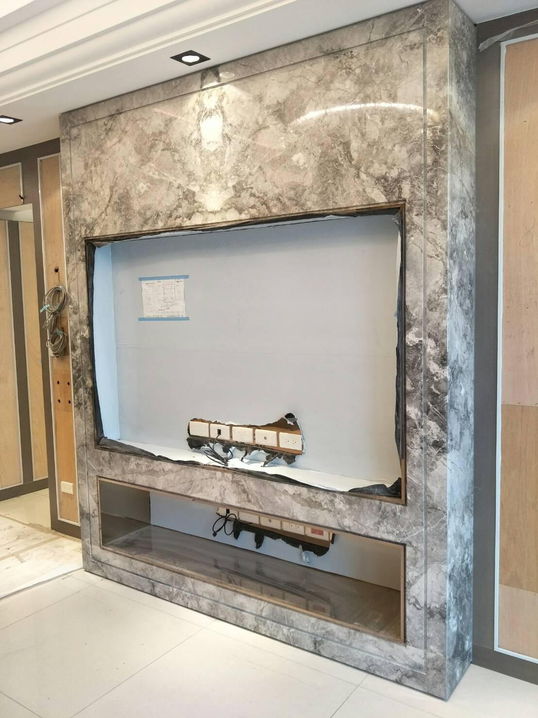 銀色星空-電視牆