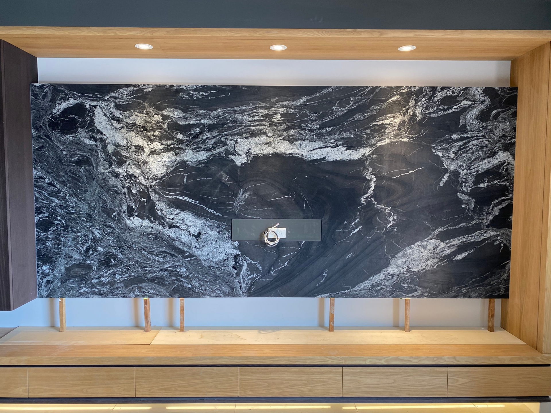 潑墨山水-電視牆