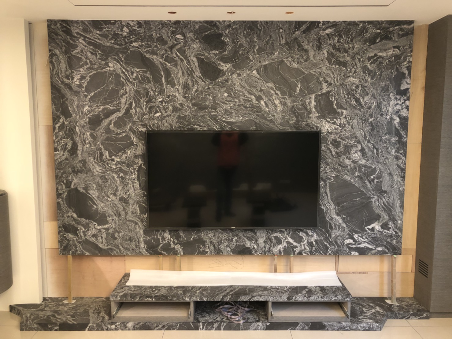 潑墨山水-電視牆