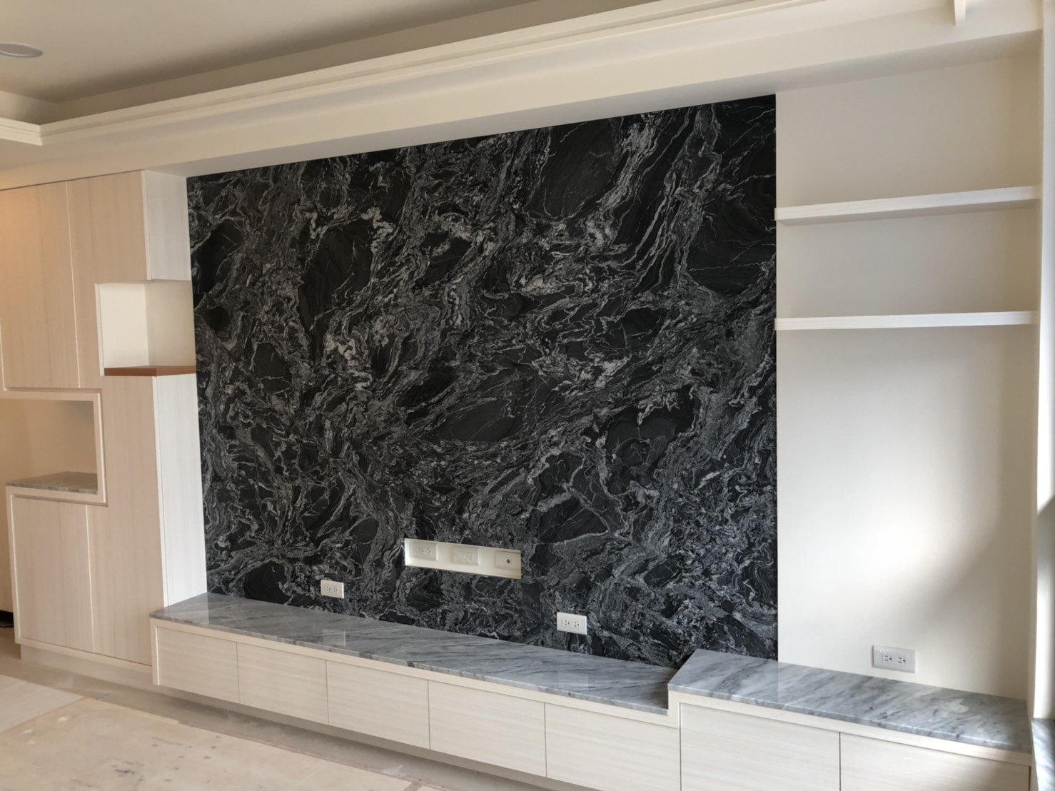 潑墨山水-電視牆