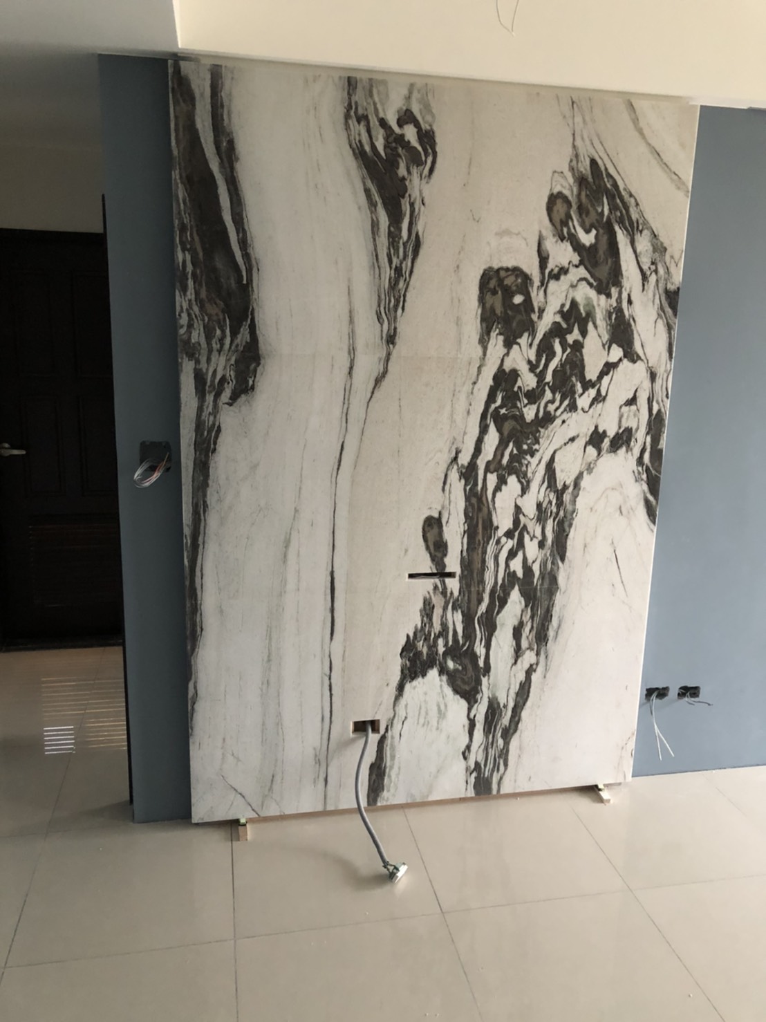 水硯水沖面-餐廳牆