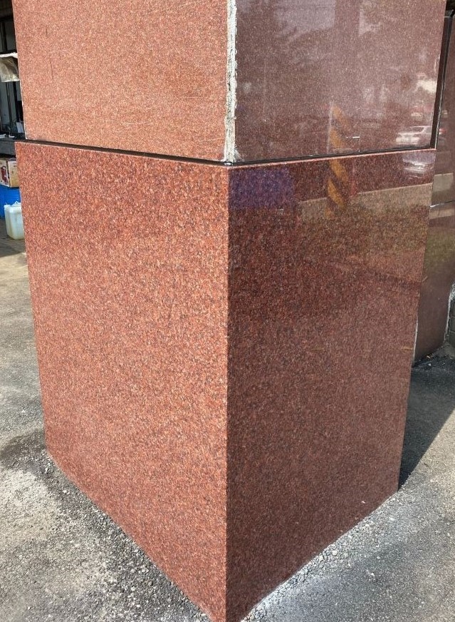 印度紅-門口柱子