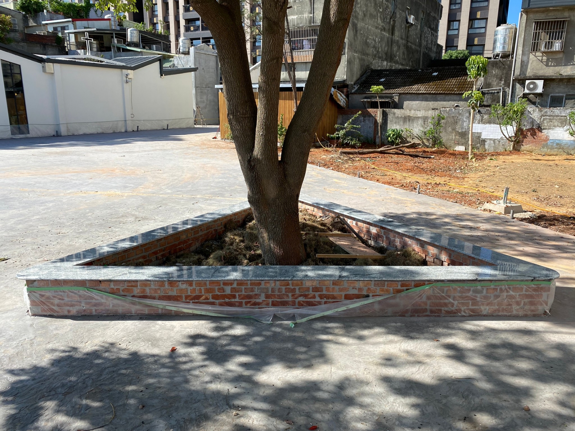 浮生若夢-花圃檯面