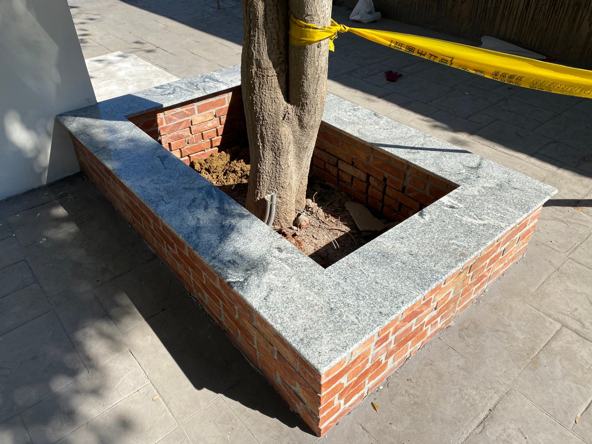 浮生若夢-花圃檯面