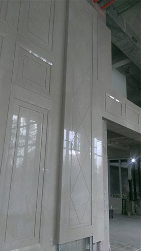 大廳牆面及柱子-施工中
